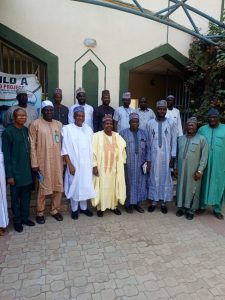 The NSUBEB CHAIRMAN IN A GROUP PHOTOGRAPHY DURING HIS VISIT TO IBBU LAPAI, NIGER STATE