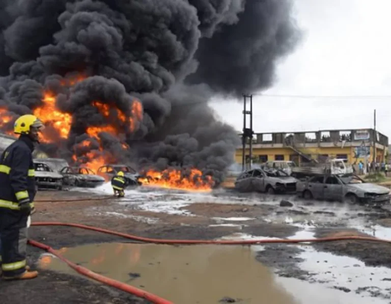 GAS EXPLOSION ROCKS LAGOS BUILDING