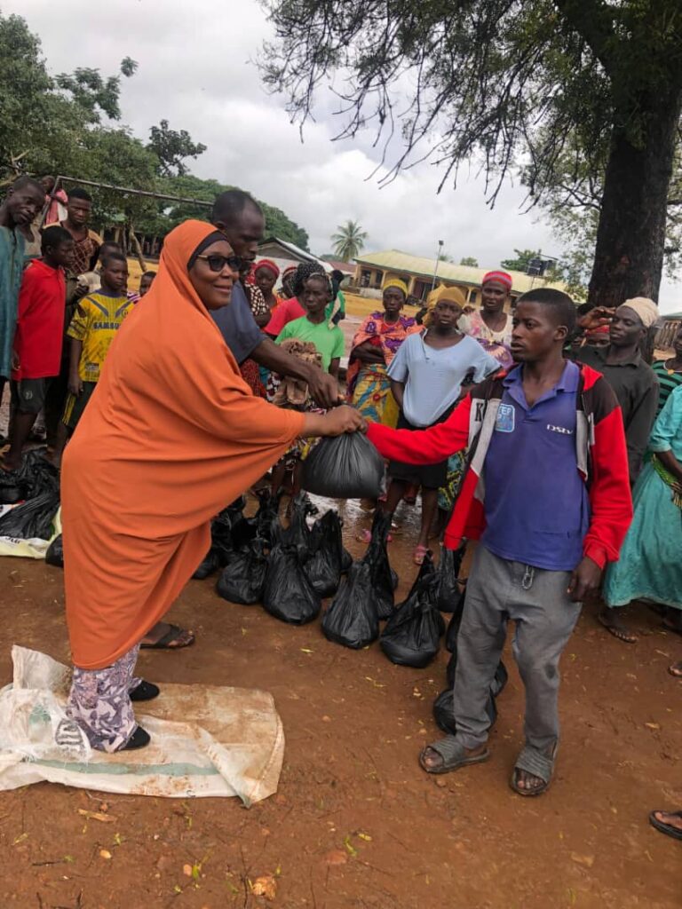 HOME OF NI’MA DONATES FOOD ITEMS TO NIGER IDP CAMPS