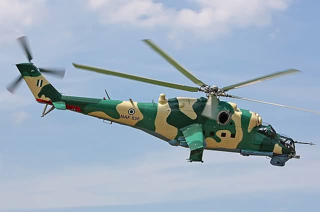 NAF  FIGHTER JETS NEUTRALISE BANDITS KINGPIN IN ZAMFARA FOREST…